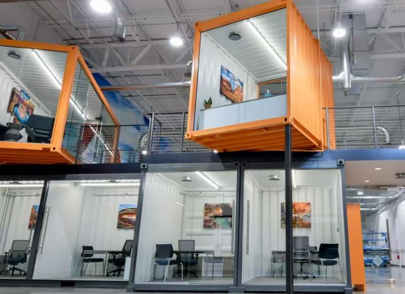 Container Office Park: A combinação perfeita de criatividade e praticidade